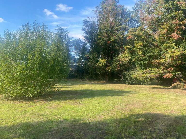Terrain constructible viabilisé de 1620 m² — photo 1