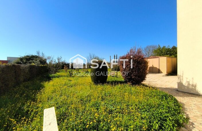 CHARENTAISE 120 M² SUR PARCELLE DE 658 m². — photo 2
