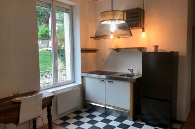 Appartement 1 pièces 700 €