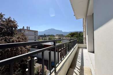 Appartement 4 pièces 1106 €