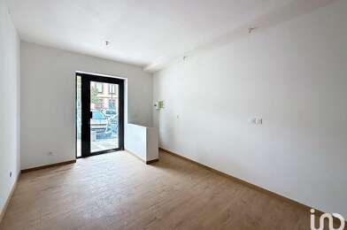 Commerce  800 €