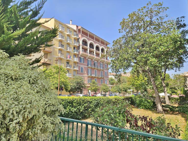 AJACCIO Casone - F5 141m2 Cours Général Leclerc — photo 1