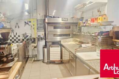 Commerce  99000 €