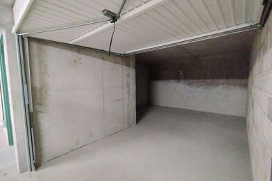 Garage  200 €