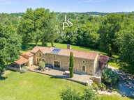 A proximité du chateau de Bonaguil, Domaine de caractère du XVI siècle avec maison principale , gites — photo 2