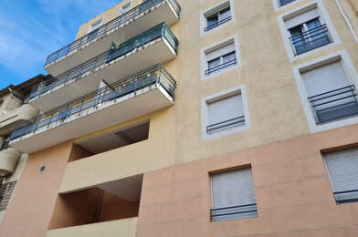 Appartement 3 pièces 870 €