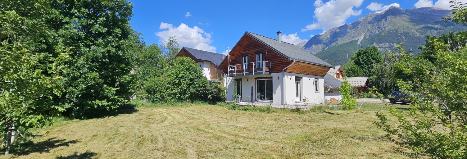 Maison 4 Pièces 75 m² à vendre à Puy-Saint-Eusèbe (05200)