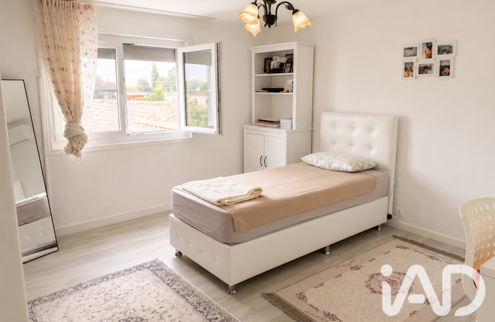 Vente Maison/villa 9 pièces — photo 4