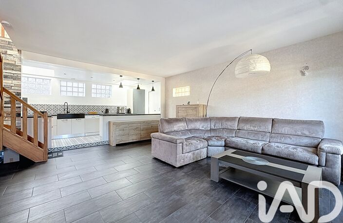 Vente Maison/villa 4 pièces — photo 3