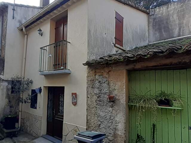  À Vendre à Roujan  Ensemble Immobilier avec Potentiel Locatif — photo du bien