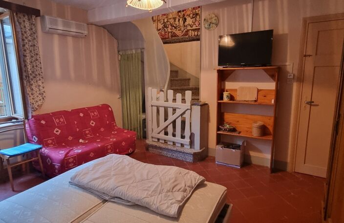  À Vendre à Roujan  Ensemble Immobilier avec Potentiel Locatif — photo 5