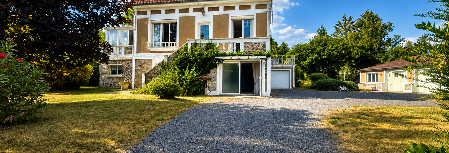 Maison 9 Pièces 222 m² à vendre à Coulommiers (77120)