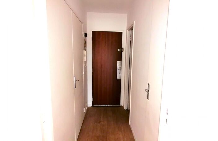 Vente Appartement 1 pièce — photo 2