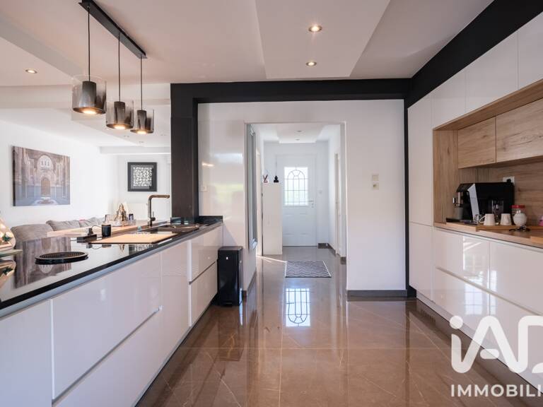 Vente Maison/villa 7 pièces — photo 1