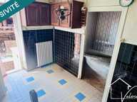 Maison avec cour intérieure, dépendances et fort potentiel de rénovation — photo 2