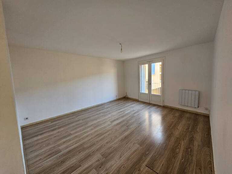 Générac - Appartement T3 duplex avec garage — photo 1