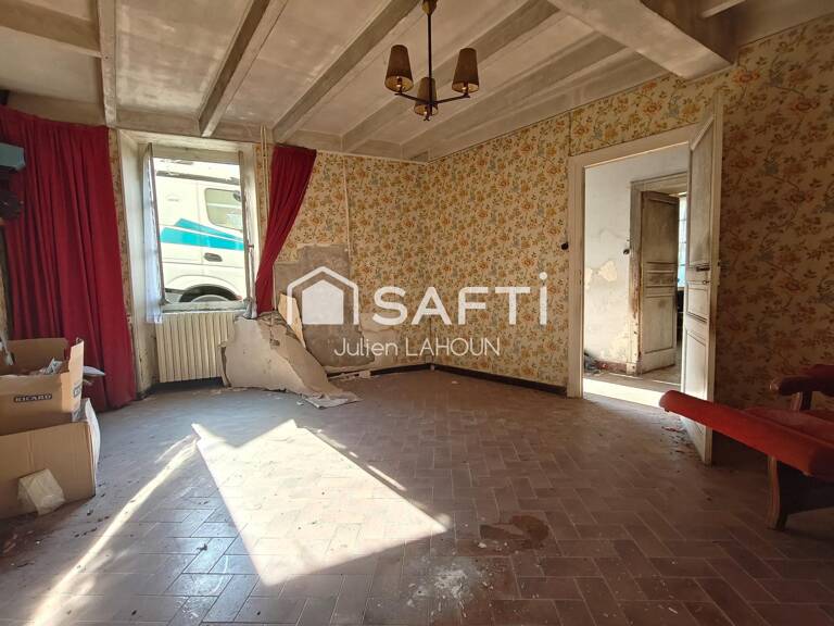Maison à rénover avec terrain — photo 1