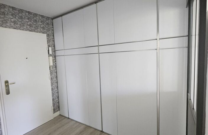 Vente Appartement 3 pièces — photo 2