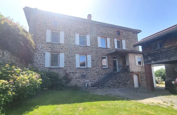 Vente Maison/villa 7 pièces — photo 2