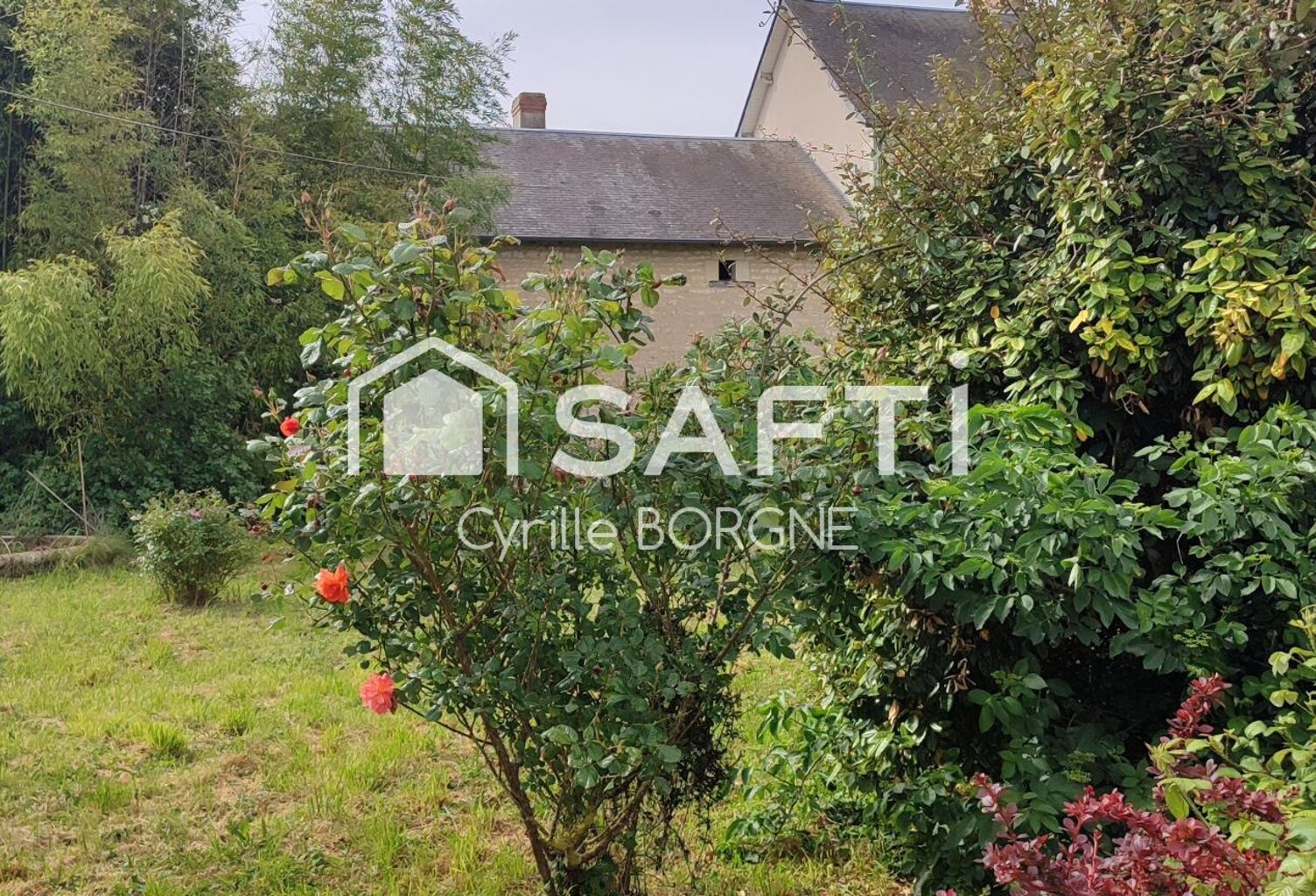 Superbe maison en pierre de Tuffe avec grand potentiel ! — photo 1