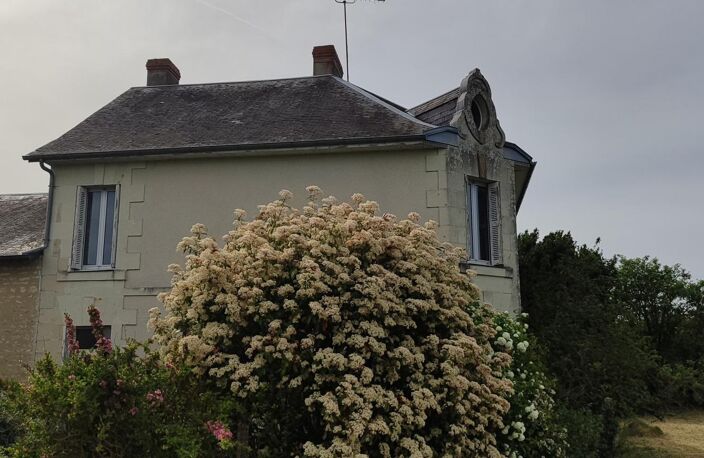 Superbe maison en pierre de Tuffe avec grand potentiel ! — photo 2