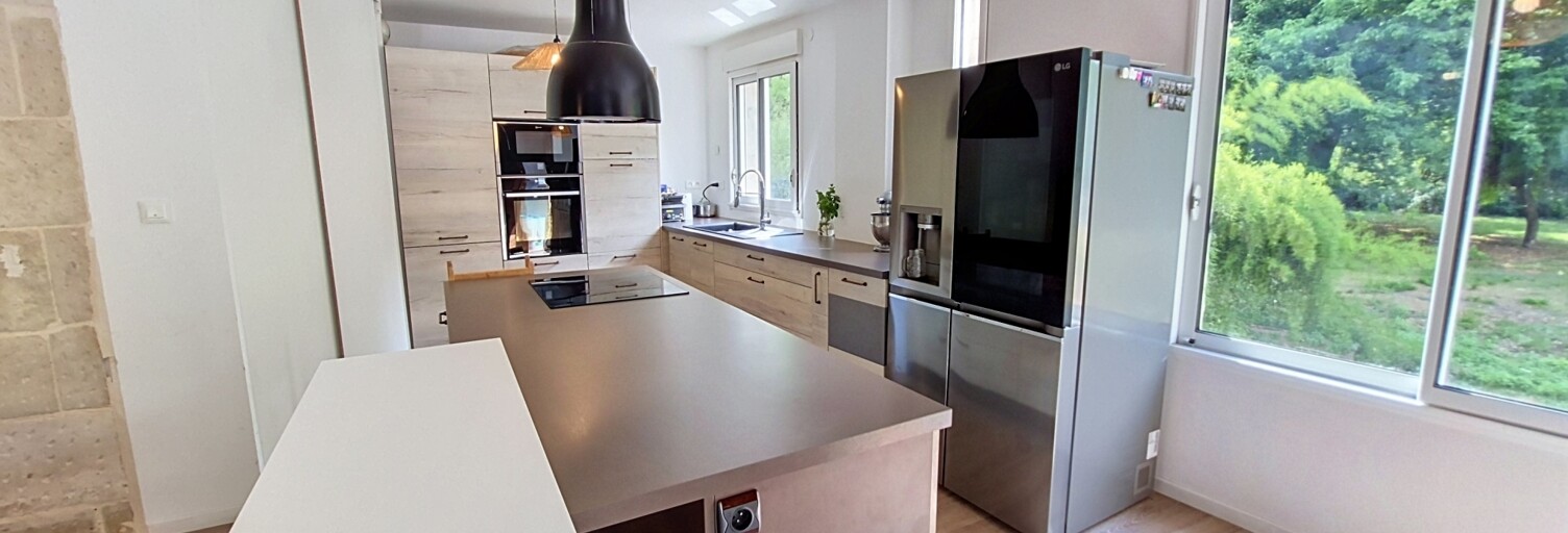 Maison 6 Pièces 199 m² à vendre à Échiré (79410)