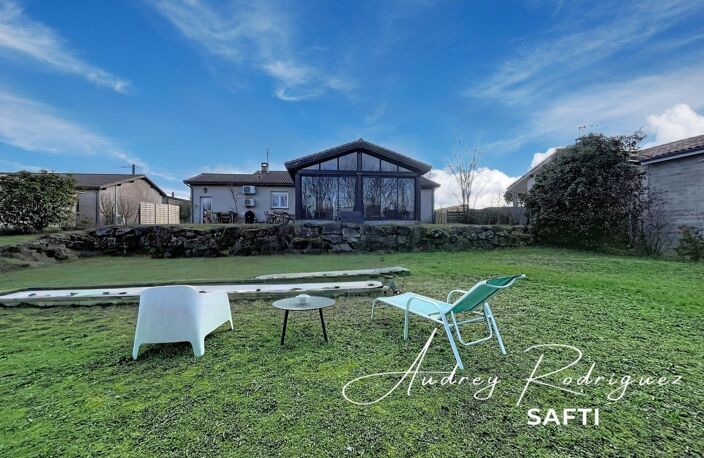 Plain-pied familial avec piscine et véranda — photo 2