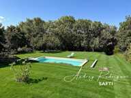 Plain-pied familial avec piscine et véranda — photo 3
