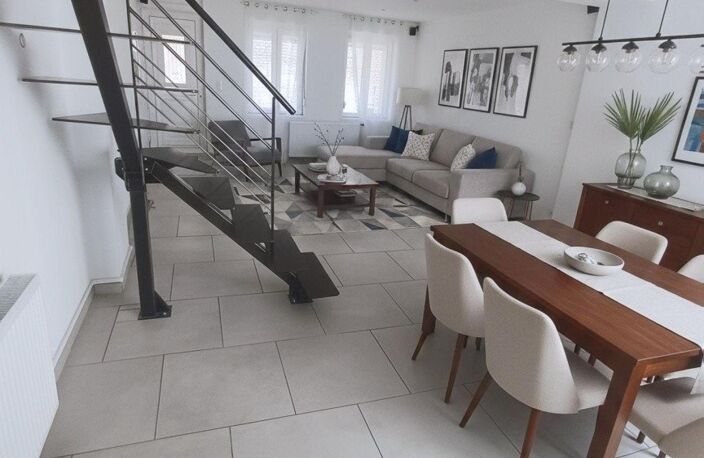 Charmante maison avec cour en hypercentre de Saint-Quentin  84 m² — photo 4