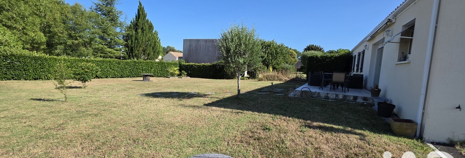 Maison 5 Pièces 110 m² à vendre à Fontcouverte (17100)