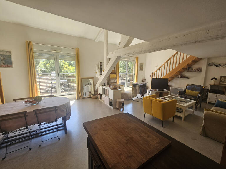 Poitiers centre-ville, appartement T4, 92 m2 avec deux place — photo 1