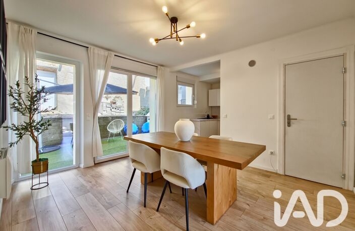 Vente Maison/villa 9 pièces — photo 2