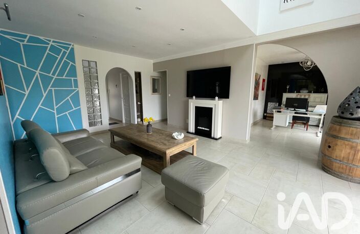 Vente Maison d'architecte 8 pièces — photo 2