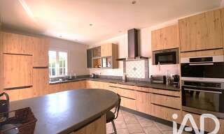 Maison 7 Pièces 183 m² à vendre à L'Isle-sur-la-Sorgue (84800)
