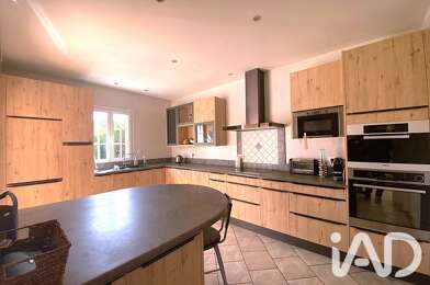 Maison 7 pièces 830000 €