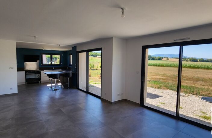 Vente Maison/villa 6 pièces — photo 4