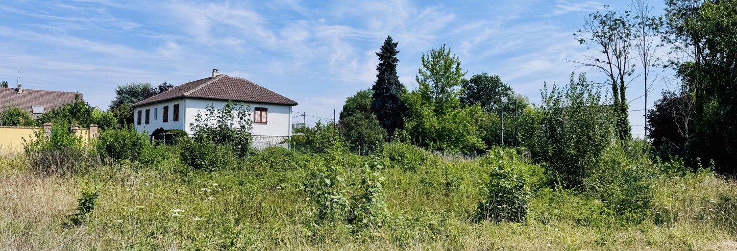 Terrain  692 m² à vendre à Le Tremblay-sur-Mauldre (78490)