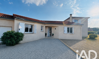 Maison 7 Pièces 146 m² à vendre à Sainte-Agathe-la-Bouteresse (42130)