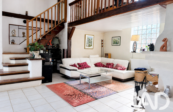 Vente Maison/villa 8 pièces — photo 2
