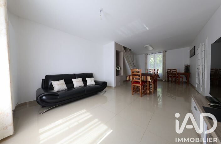Vente Maison traditionnelle 7 pièces — photo 2