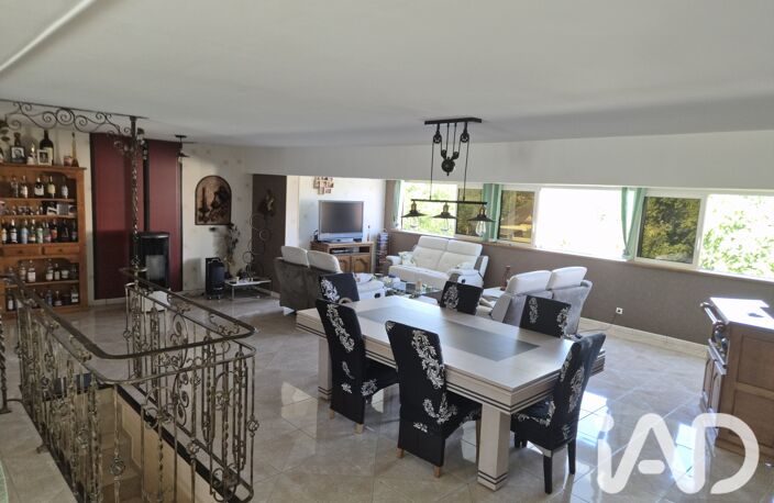 Vente Maison traditionnelle 7 pièces — photo 3