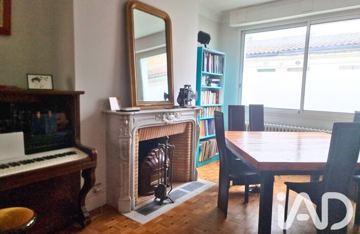 Vente Maison/villa 10 pièces — photo 2
