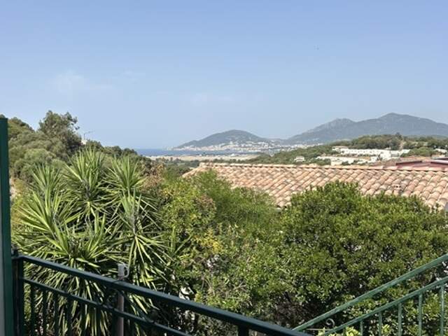 Vente Appartement 4 pièces — photo du bien