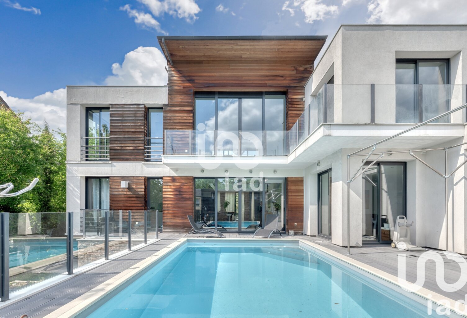 Vente Maison/villa 9 pièces — photo 1