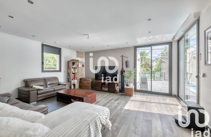 Vente Maison/villa 9 pièces — photo 5