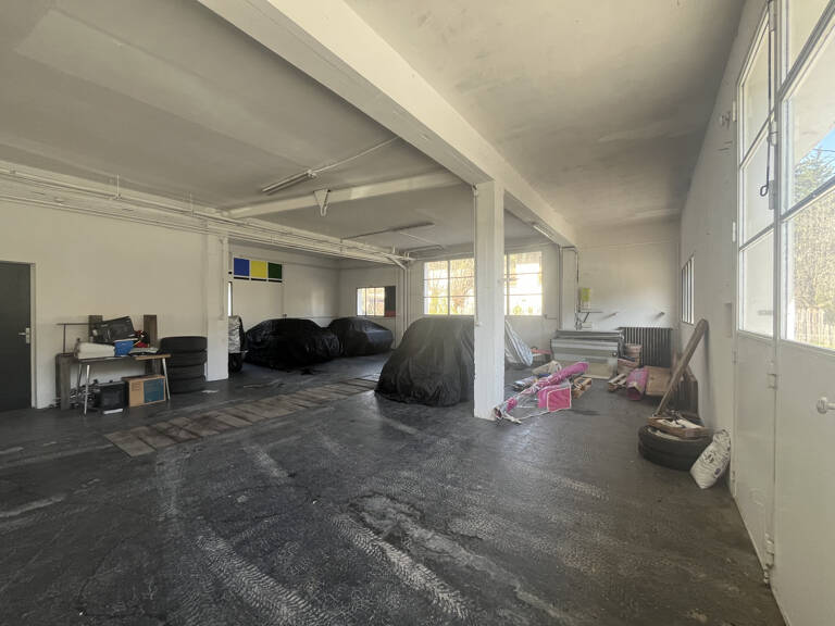 Garage avec parking Barcelonnette — photo 1