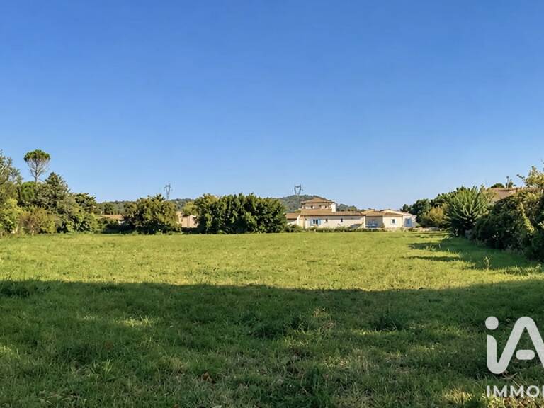 Vente Terrain à bâtir 700 m&sup2; — photo 1