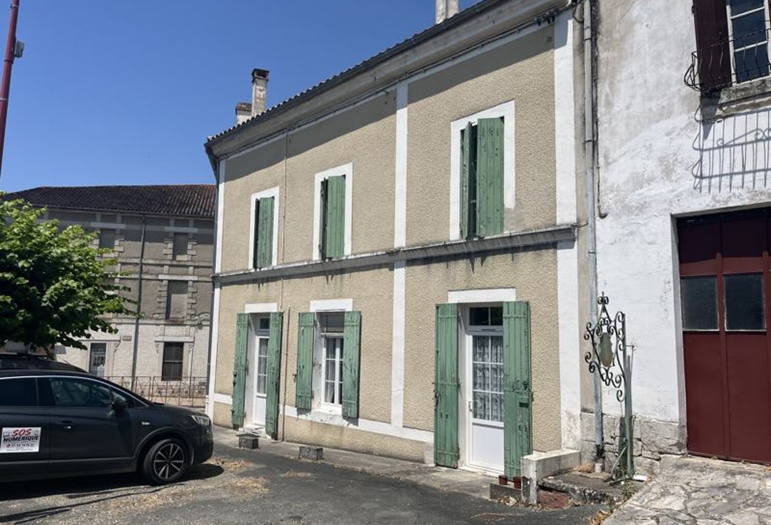 Maison de bourg de 6 pièces principales — photo 1