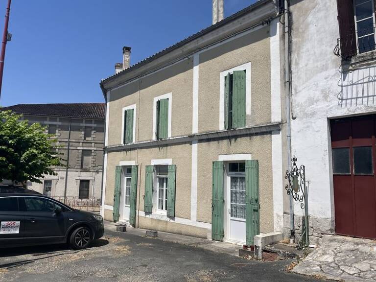 Maison de bourg de 6 pièces principales — photo 1