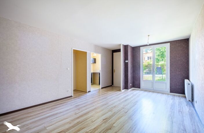 Vente appartement 2 pièces 49 m² Vaulx-en-Velin (69120) — photo 2